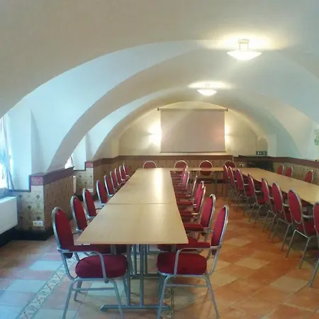 Gasthof 8 Hotel